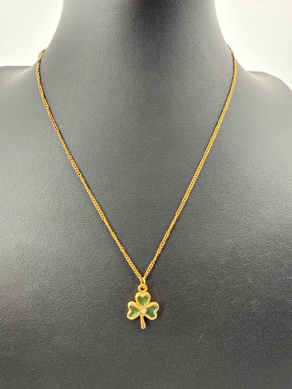 Vintage Gold Tone Green Enamel Shamrock Necklace Dainty Irish Clover Luck Pendan